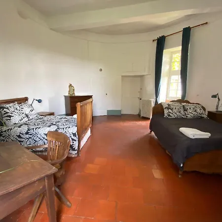 Chateau De Montcuquet