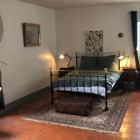 Bed and breakfast Chateau De Montcuquet Lautrec